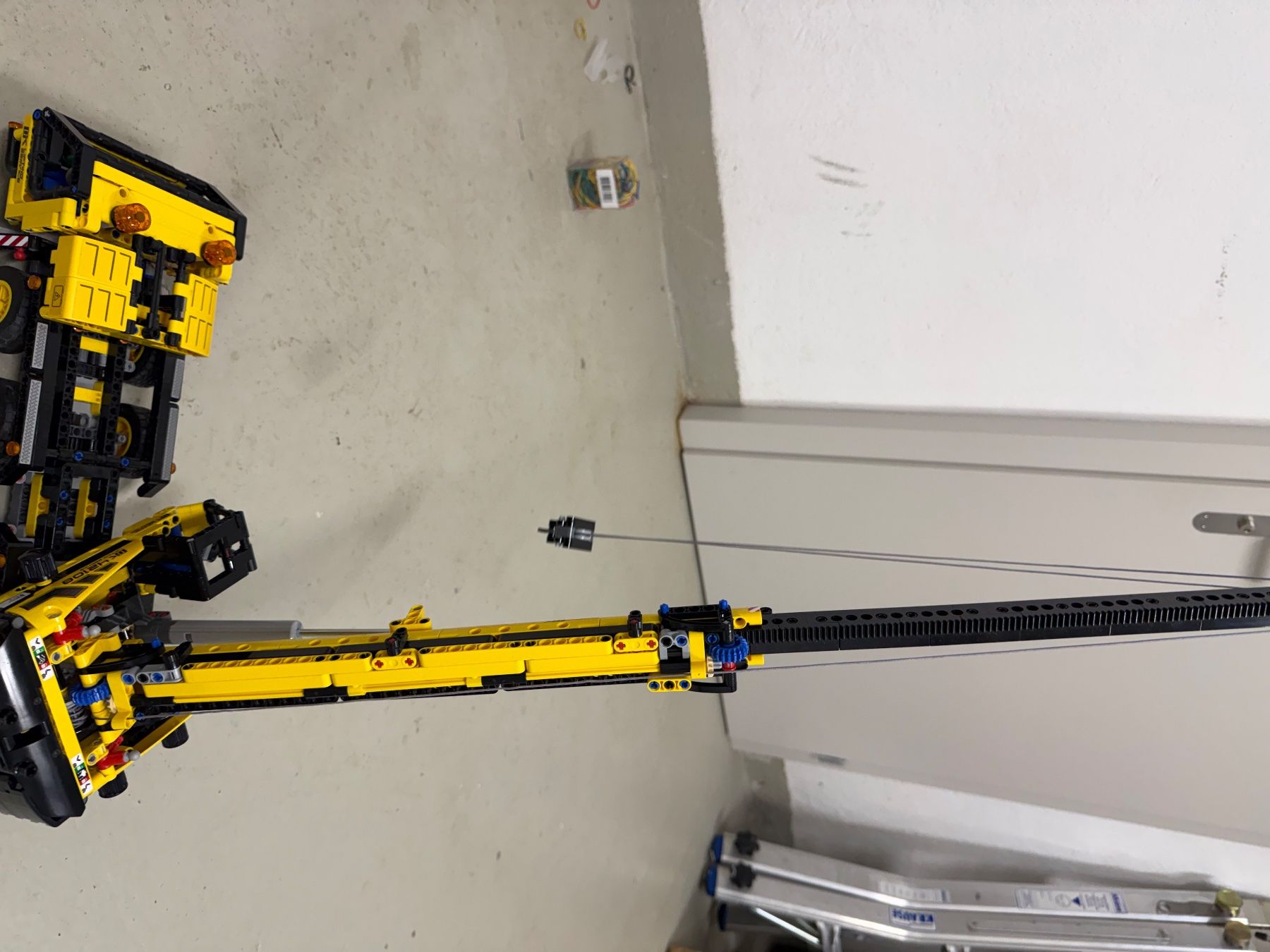 Lego Jouets: Lego Technik Bagger und Krahn +gratis Auto – D'occasion à Winterthur par mj1_kcd8 1