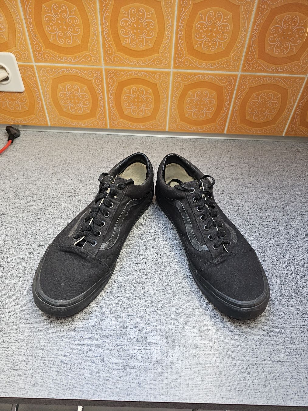 Vans Scarpe da uomo: Vans in schwarz – Usato da Siselen BE venduto da Janik_98 2