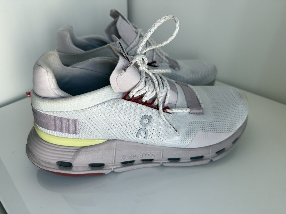 On Damenschuhe: On running Cloudnova 40.5 – Defekt aus Châtelaine von Veradat