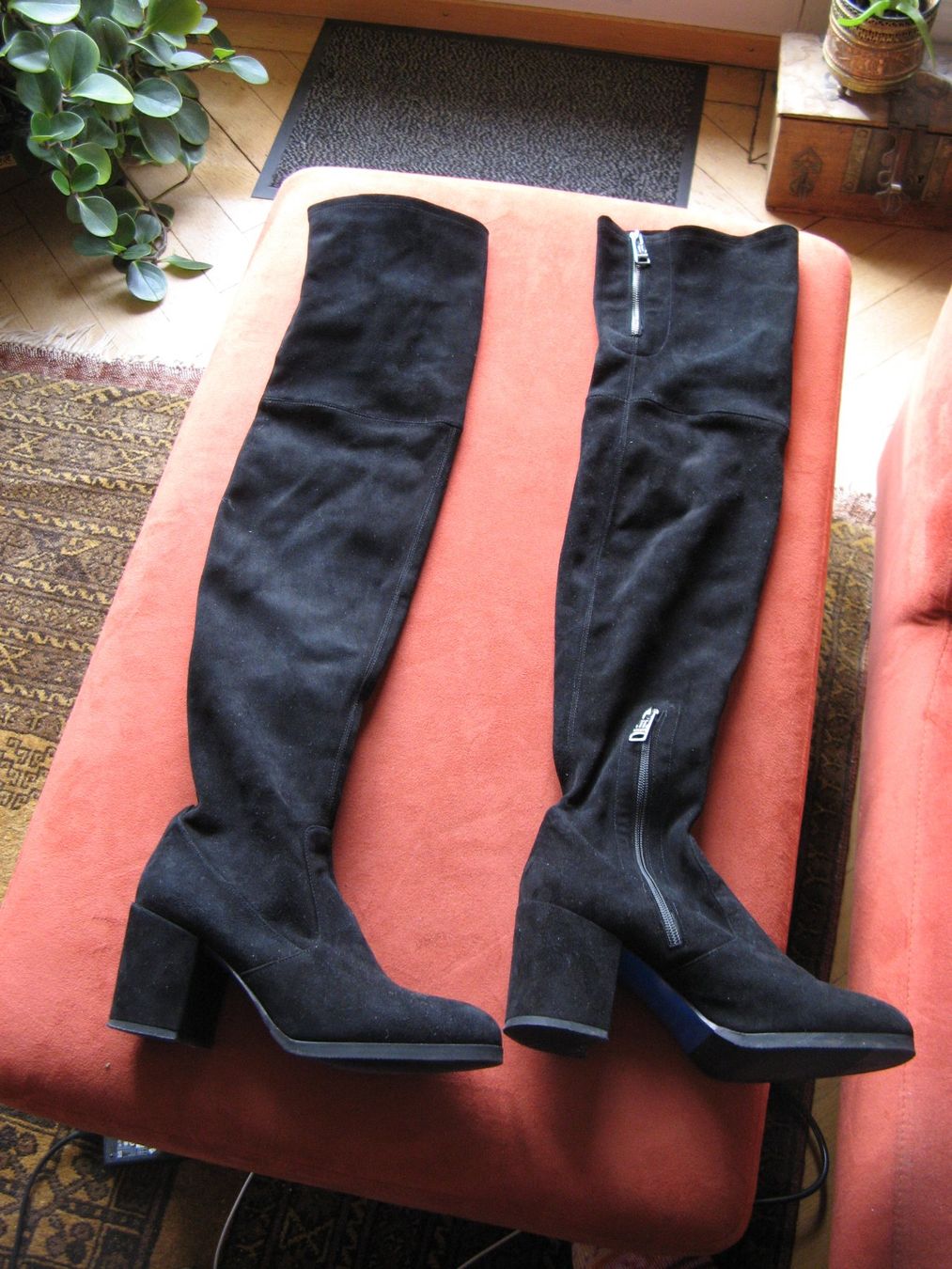 Damenschuhe: Overknee Stiefel Gr. 40 Loriblu – Gebraucht aus Zürich von apil