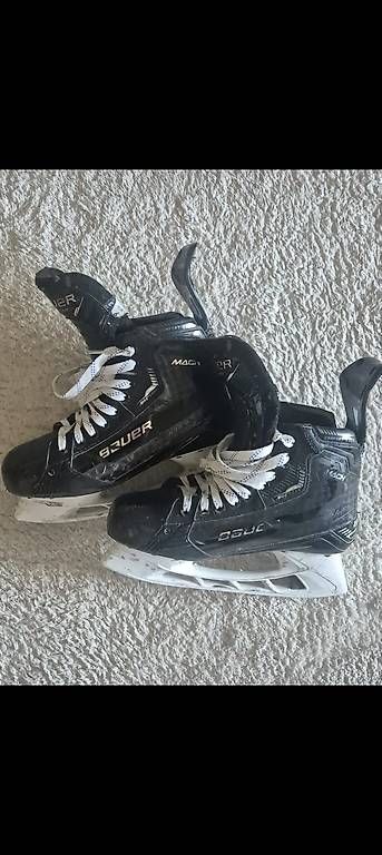 Pattini da ghiaccio: Patins de Hockey – Usato da Granges-Paccot venduto da ett_wm2w