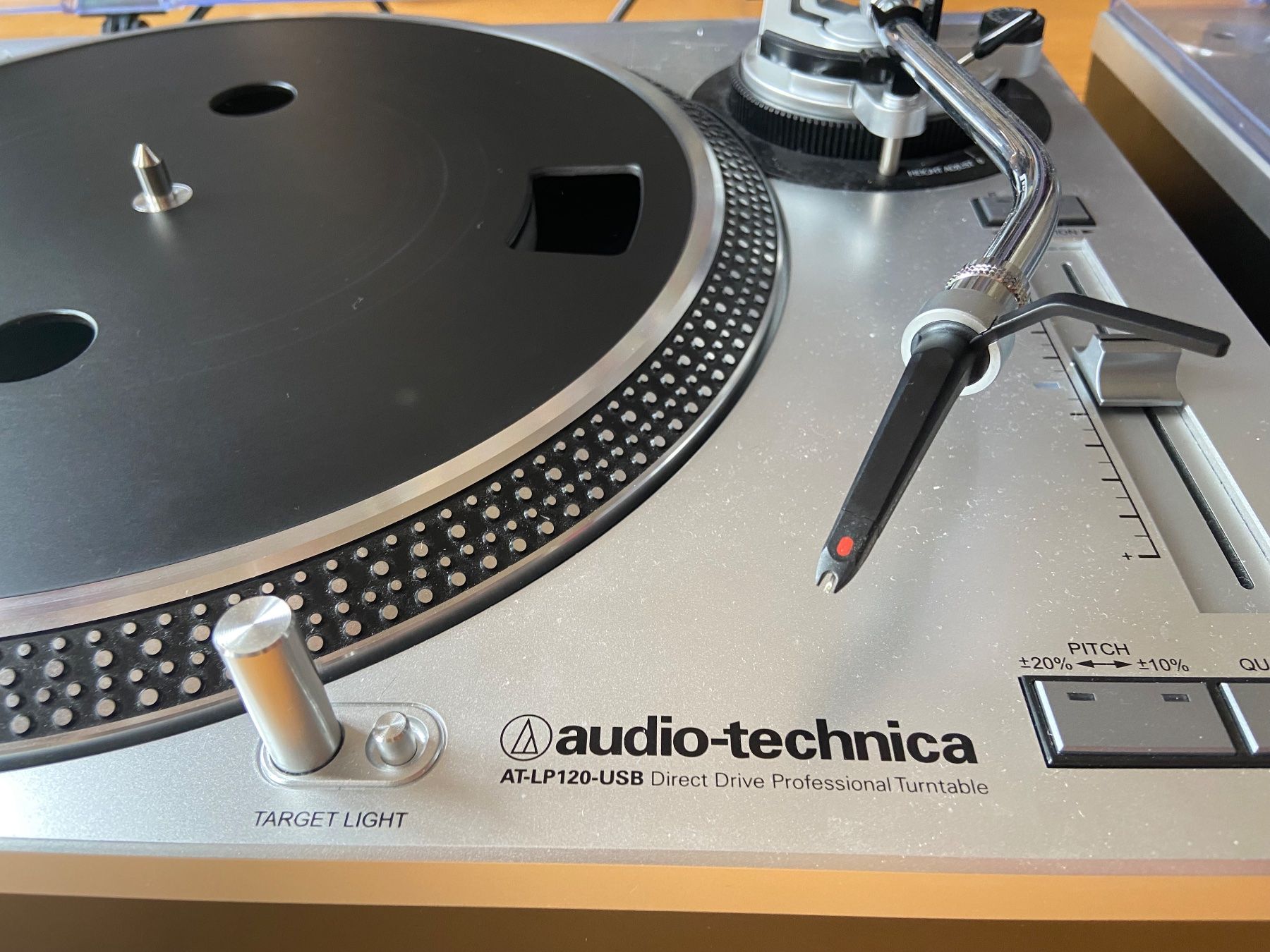 Audio Technica Plattenspieler: Audio Technica ATLP 120 USB / Einsteiger DJ Setup – Gebraucht aus Rütihof von robinw97 1