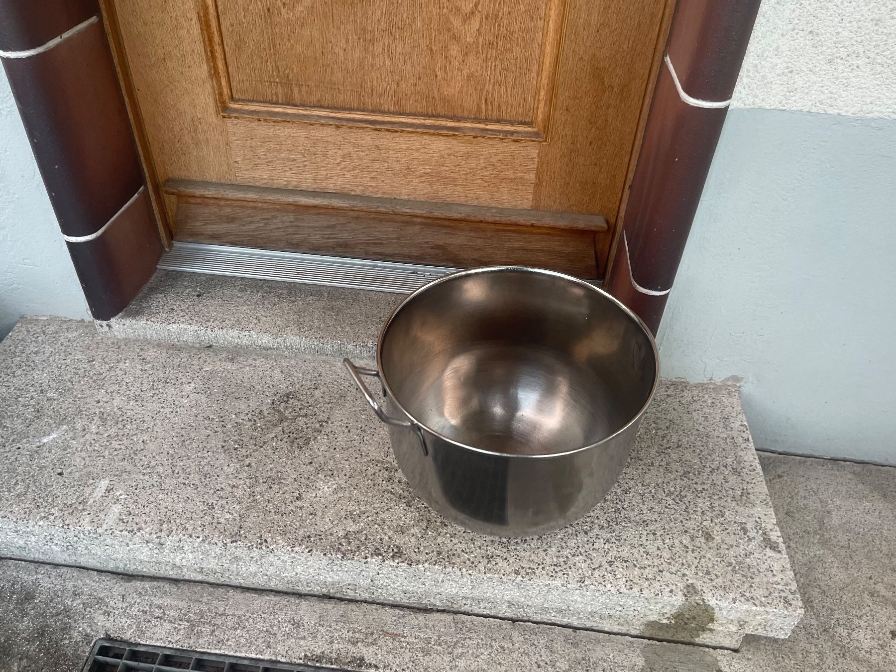 Töpfe: Gastro Chromstahl Topf 10 liter – Gebraucht aus Thun von Thuno6 1