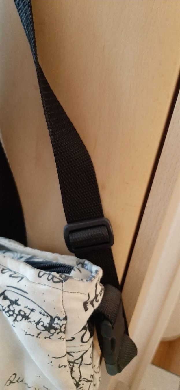 Taschen für Damen: Handtasche Unikat – Gebraucht aus Würenlingen von Striga 2