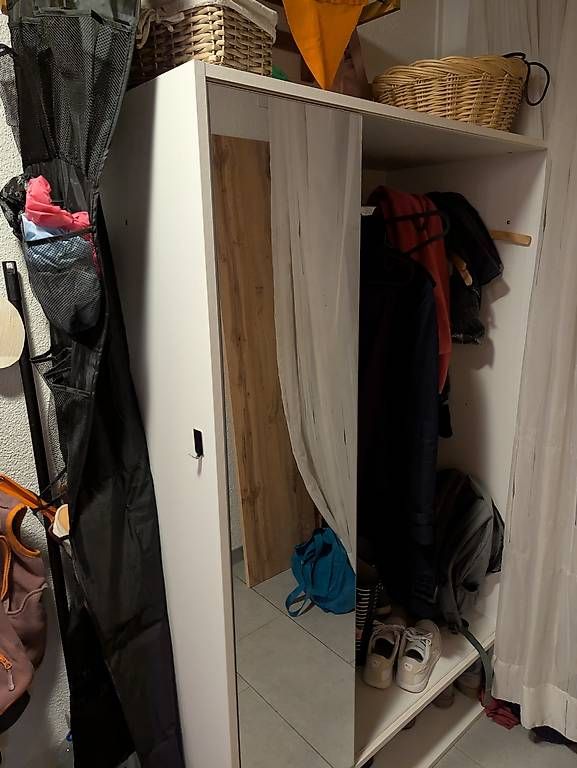 Guardaroba: Garderobe mit Spiegel  – Usato da Flaach venduto da mer_bz5s 3