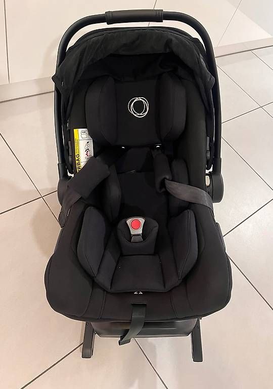 Seggiolini per auto: Bugaboo Turtle Air Babyschale mit Isofix – Usato da Zug venduto da BT6300