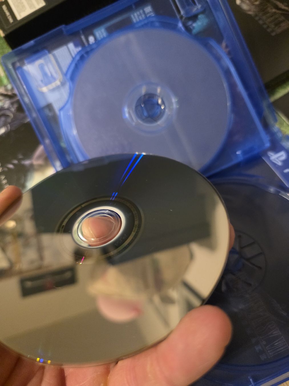 Giochi: Final Fantasy VII Remake Deluxe Edition PS4  – Nuovo (secondo la descrizione) da Oftringen venduto da Tobyas86 3