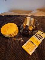Käsefondue-Set: Topf, 6 Teller, 6 Gabeln 