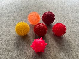 6 Massagebälle , Igelball , bunte Farben , guter Zustand