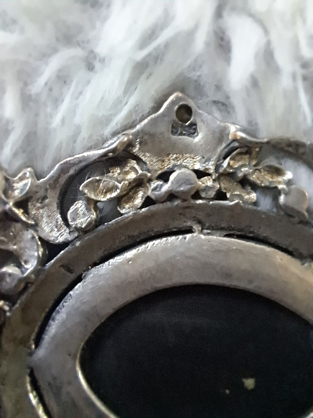 Spille & Fermagli: Brosche Silber 925 mit Onyx und Markasiten – Usato da Saas Grund venduto da IvanaXY 2