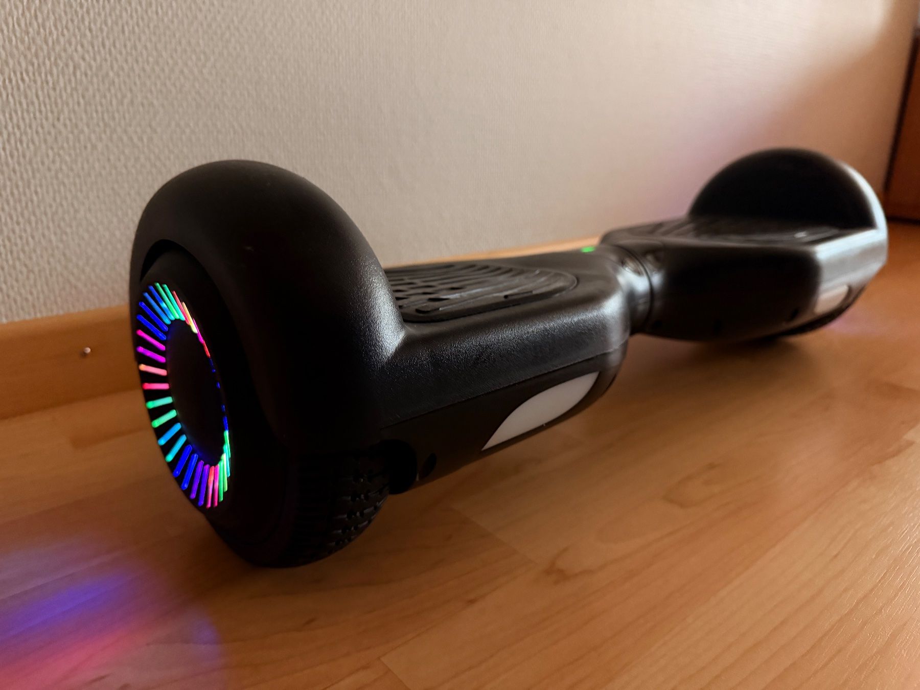 Hoverboard: Hoverboard CHIC Smart schwarz gebraucht mit Zubehör – Usato da Appenzell venduto da Suizzacopa 3