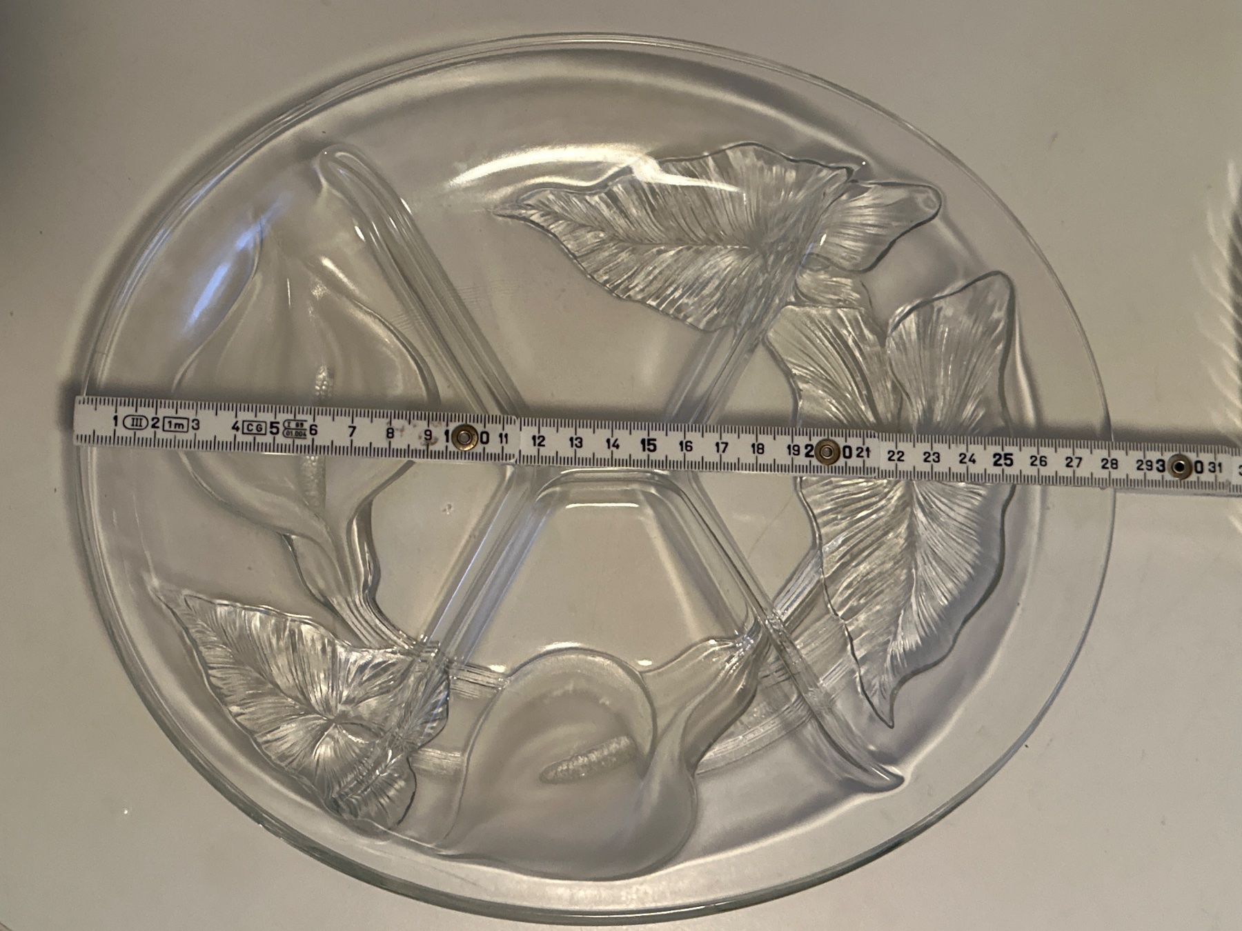 Coupes: Glas - Schüssel mit 4 Unterteilungen – D'occasion à Zürich par Chaeffeler 2