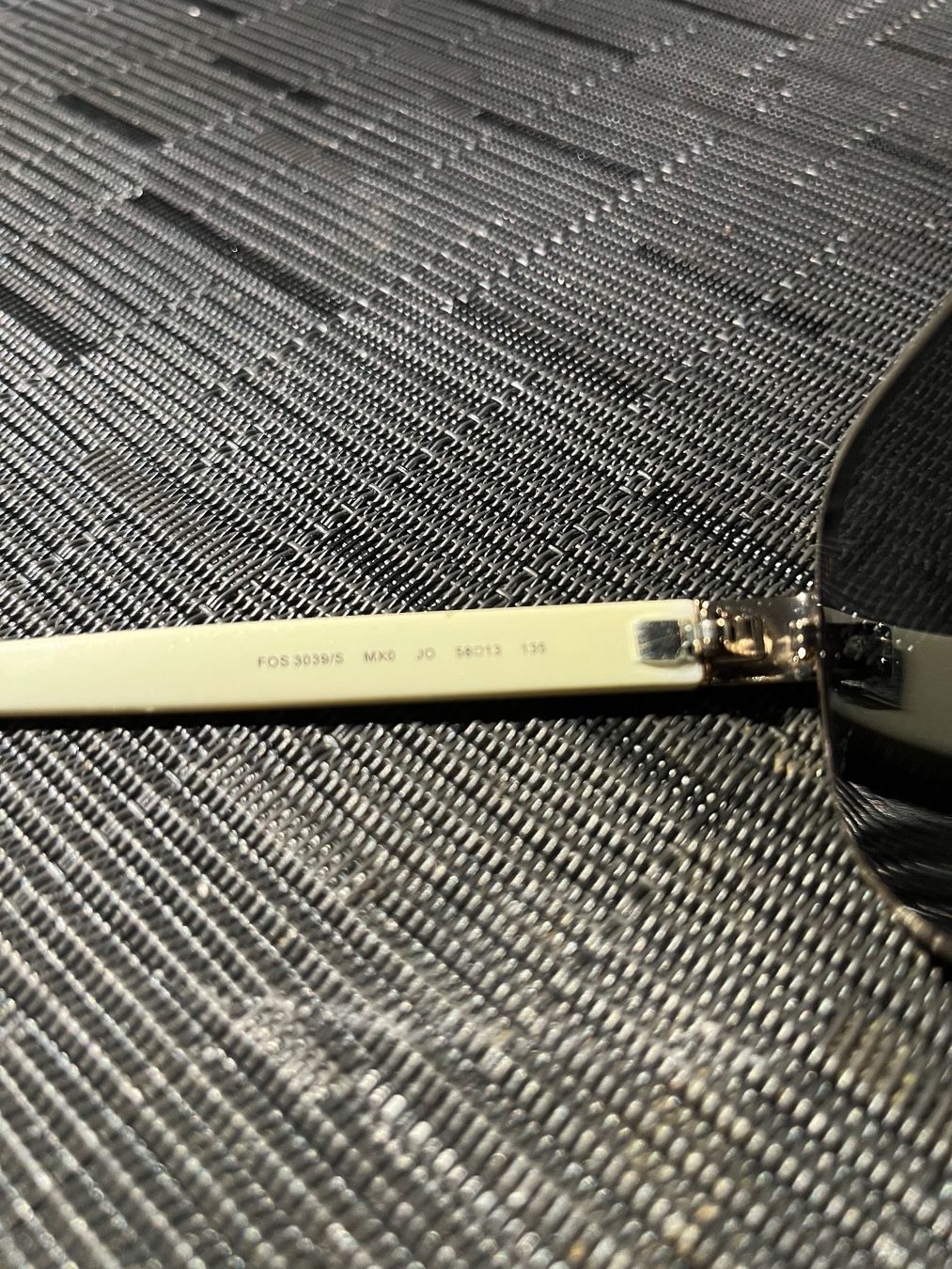 Brillen & Gläser: Fossil Sonnenbrille Unisex Weiss – Gebraucht aus Zürich von becca0041 2