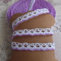 Spitze Spitzenband weiss-lila 4 Meter dentelle coton