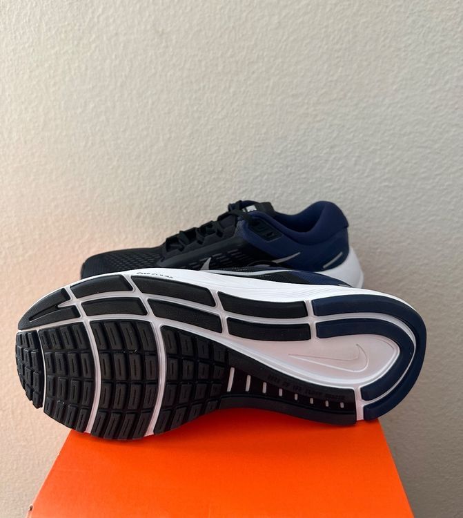 Nike Scarpe da uomo: Nike Air Zoom Structure Gr 40.5 fabrikneu – Nuovo e nell'imballaggio originale da Zürich venduto da Herbion1 4