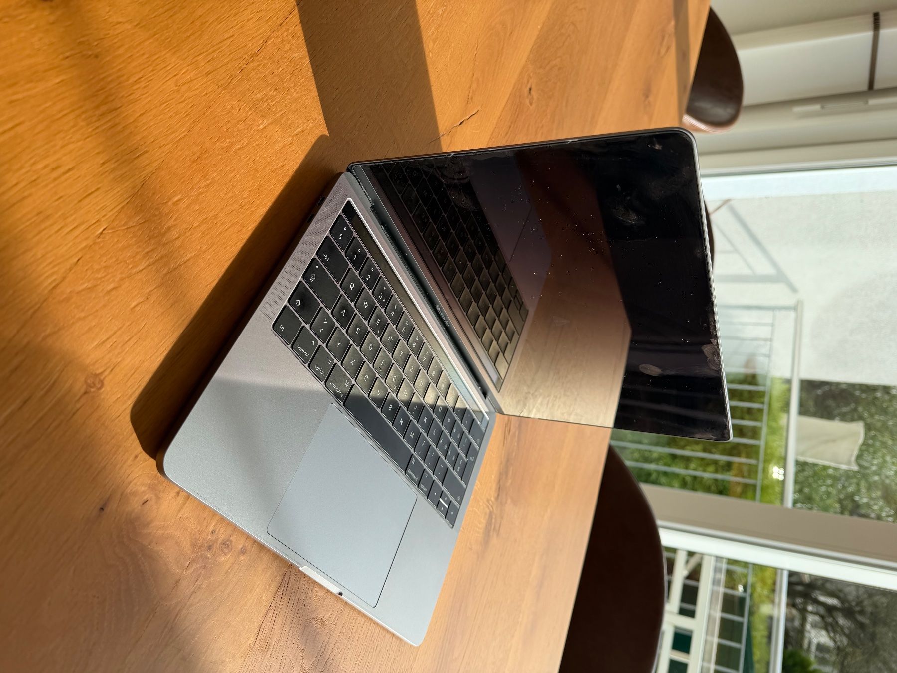 Apple Notebook: MacBook Pro 13" Space Grey 2017,  Top Zustand – Usato da Sennhof venduto da gab_6glm 2