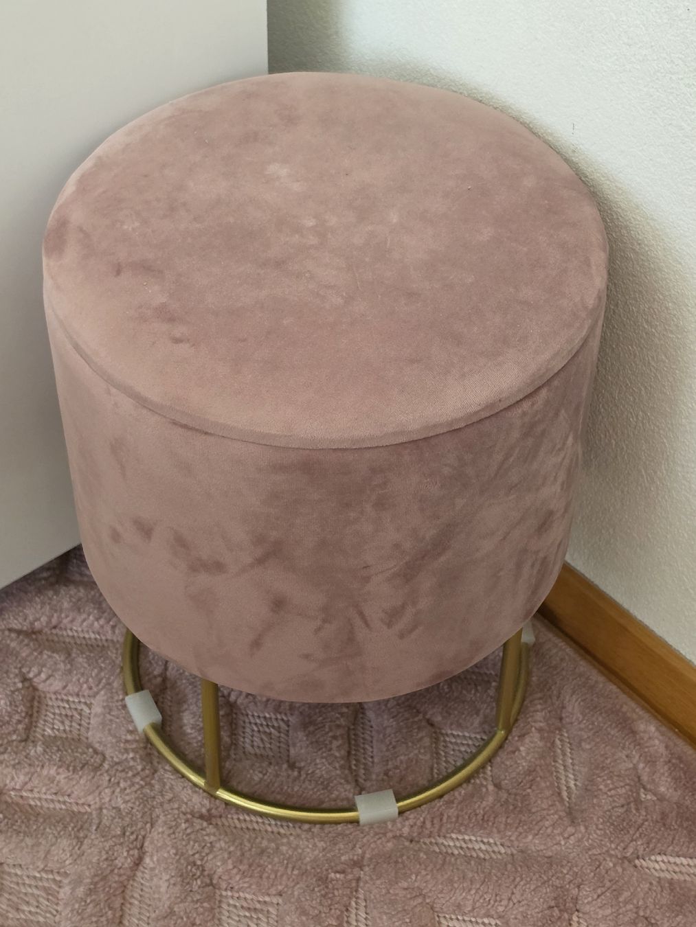 Tabourets: Samt Pouf – D'occasion à Sulgen par zol_hr28