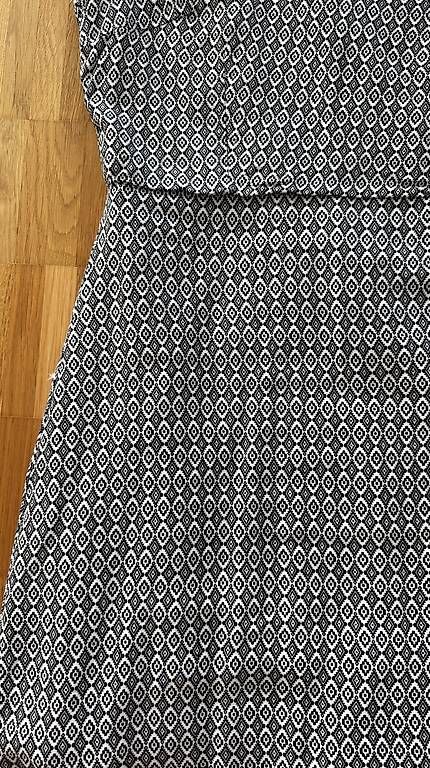 Robes: Elegantes gemustertes Kleid Gr. 36 – D'occasion à Basel par R__Mueller 3