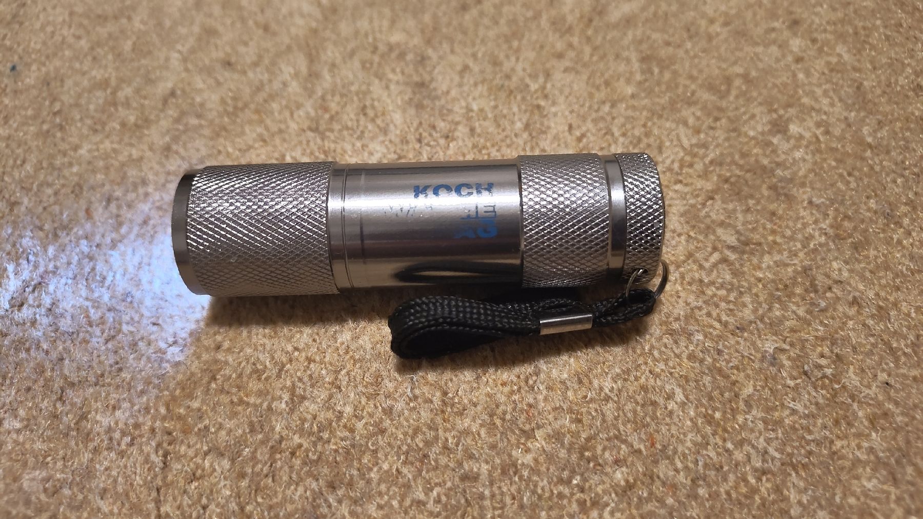 Lampade: 9 LED Aluminium Silver Torch Light – Usato da Glattbrugg venduto da har_jgc7