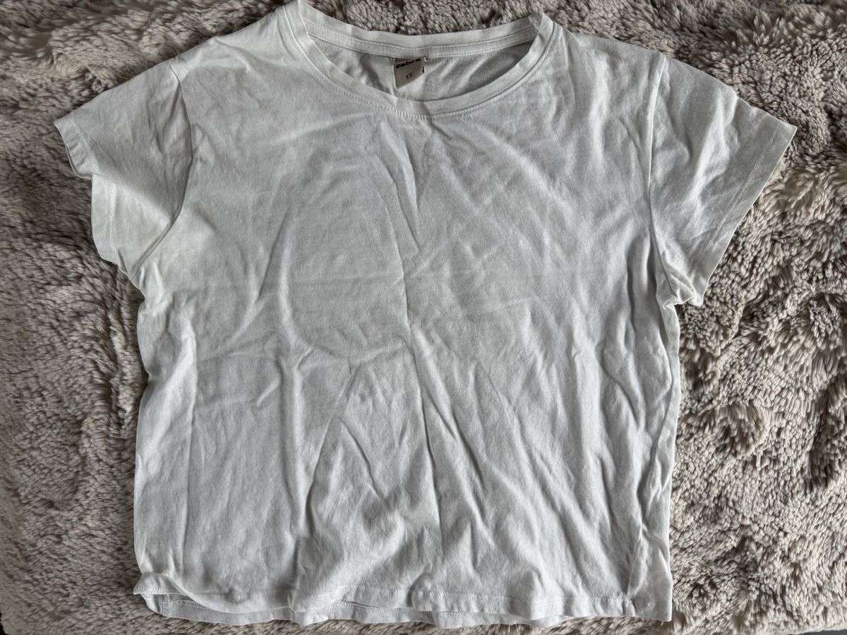 Lotti di vestiti: Kleiderpacket 4 T-Shirts  – Usato da Freienbach venduto da dan_9rjy 2