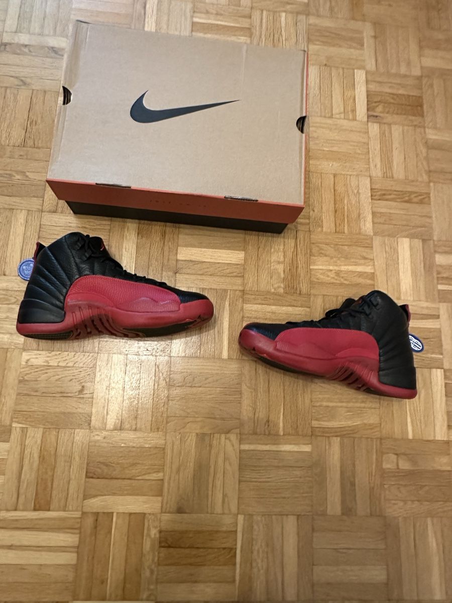 Jordan Scarpe da uomo: Nike Air Jordan 12 Retro Flu Game – Nuovo e nell'imballaggio originale da Unterentfelden venduto da basket05