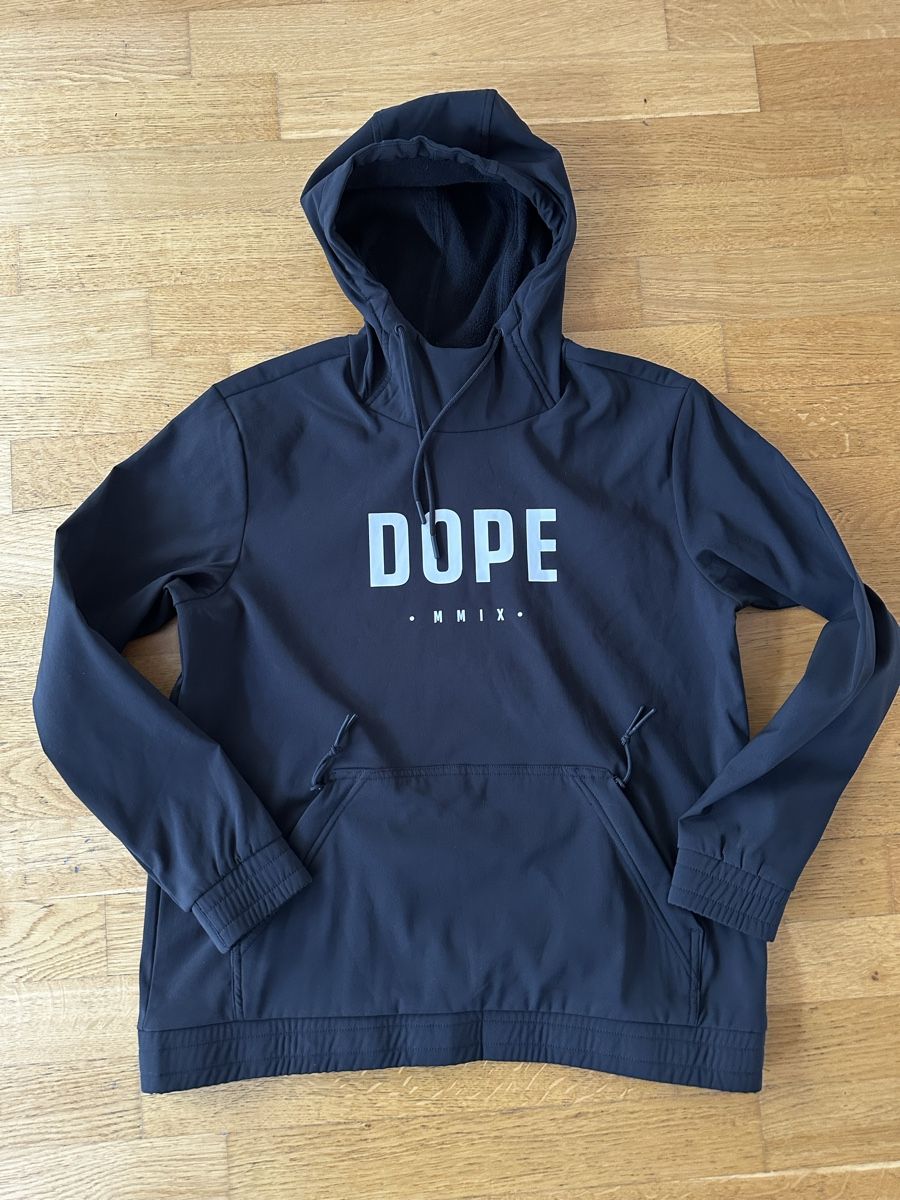 Dope Jacken: Dope Softshelljacke – Gebraucht aus Chur von Paemel
