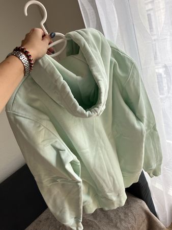 Sweat à capuche vert clair 