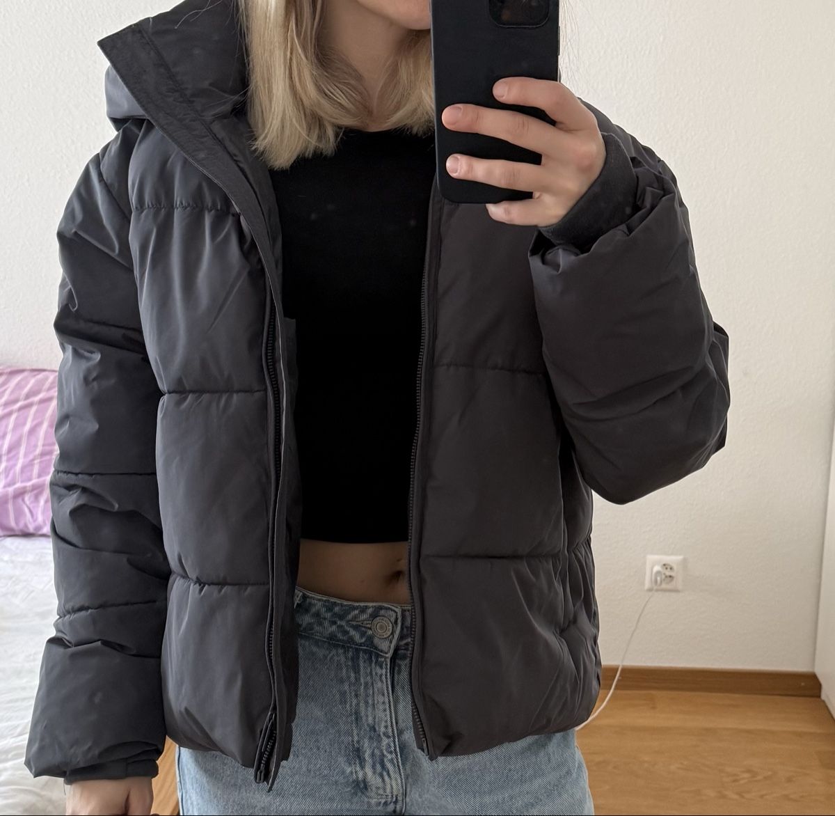 Stradivarius Jacken: Winter jacket Stradivarius dark blue – Gebraucht aus Basel von fel_l8h9