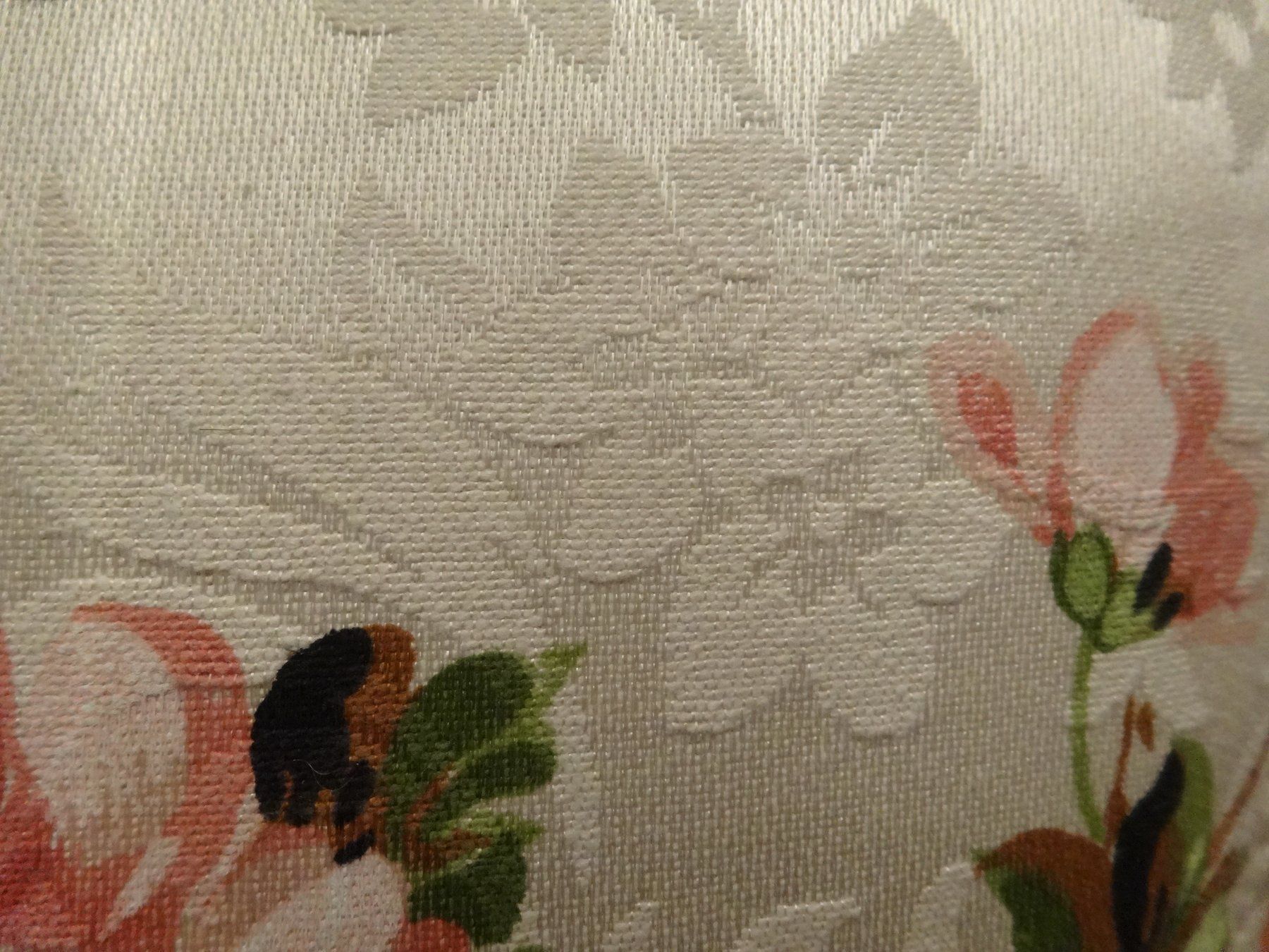 Cuscini: Coussin en satin damassé – Nuovo e nell'imballaggio originale da Biel/Bienne venduto da milamila02 2
