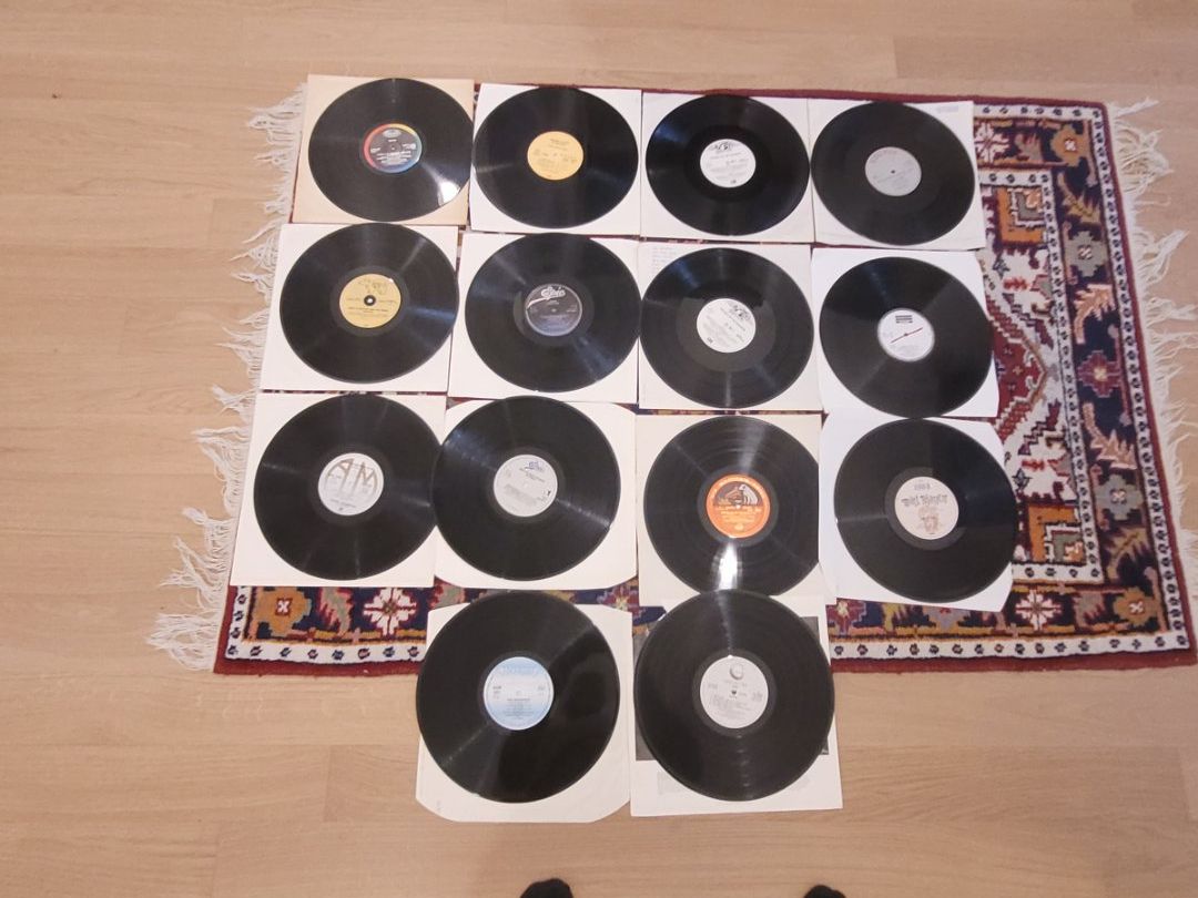 Schallplatten: 14 Vinyles Divers sans fourre – Gebraucht aus Martigny von MZ-67