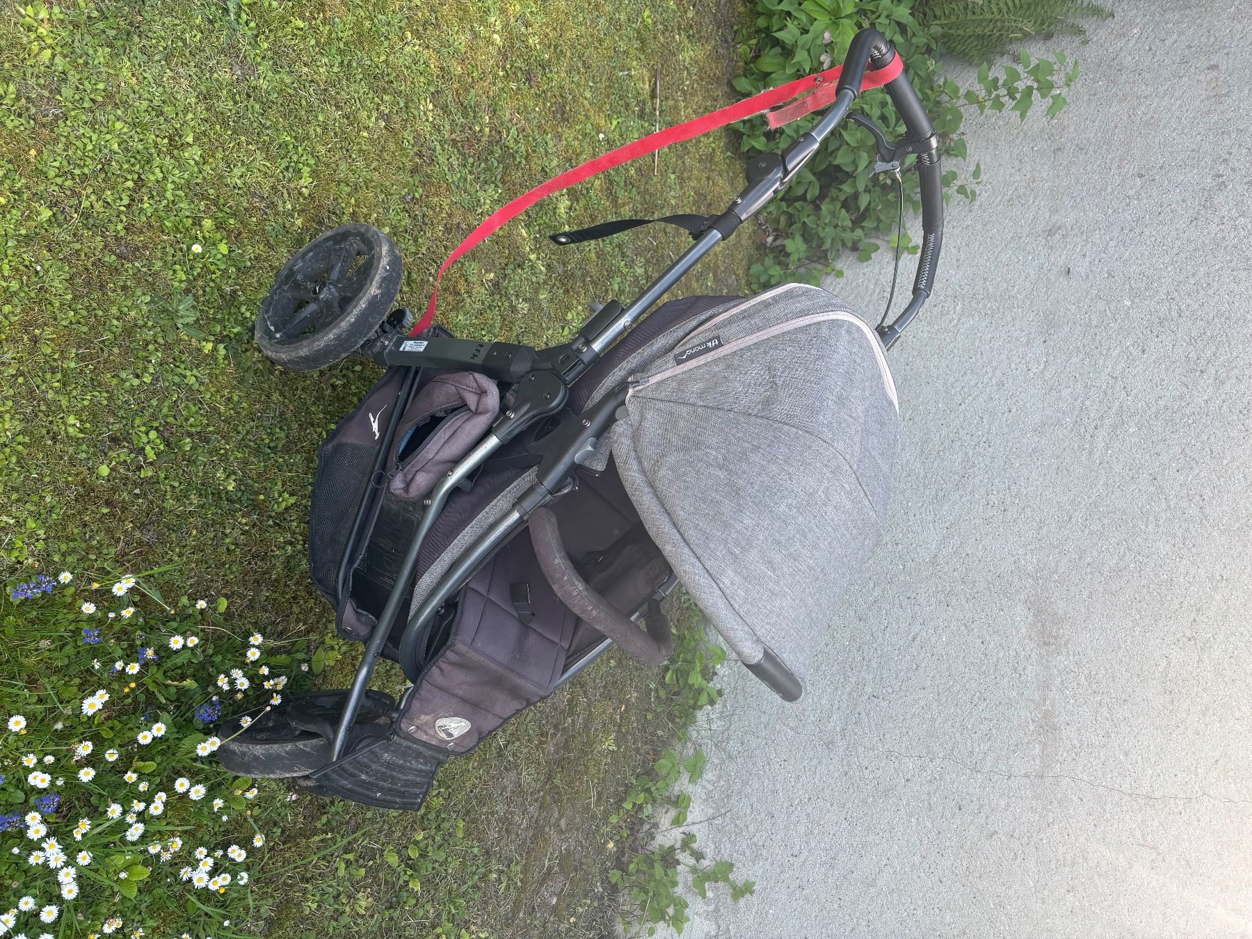 Tfk Carrozzine: Tfk Kinderwagen – Usato da Zürich venduto da Tschiffolin 3