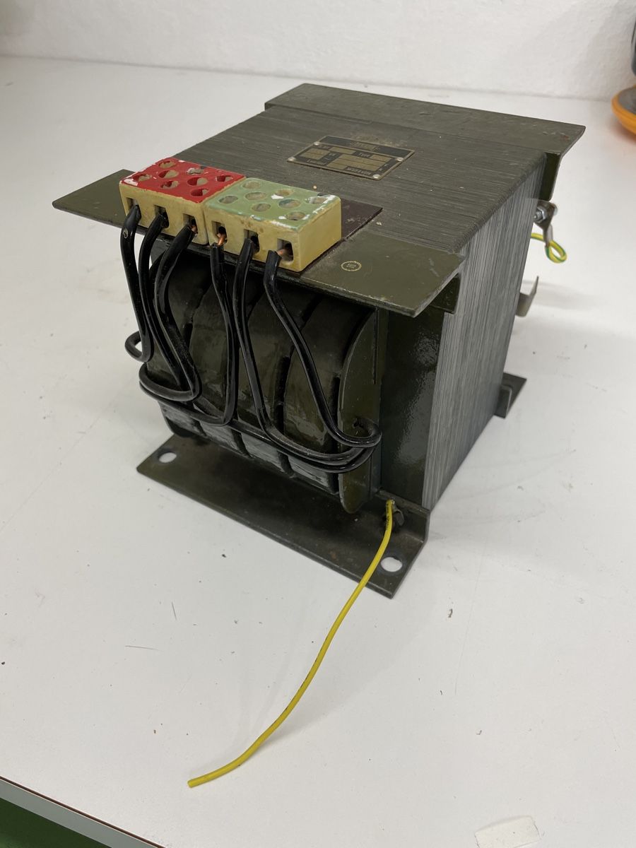 Composants électroniques: Starkstrom Trafo Transformator 180A 1800VA – D'occasion à Sirnach par Deruhrmacher 2
