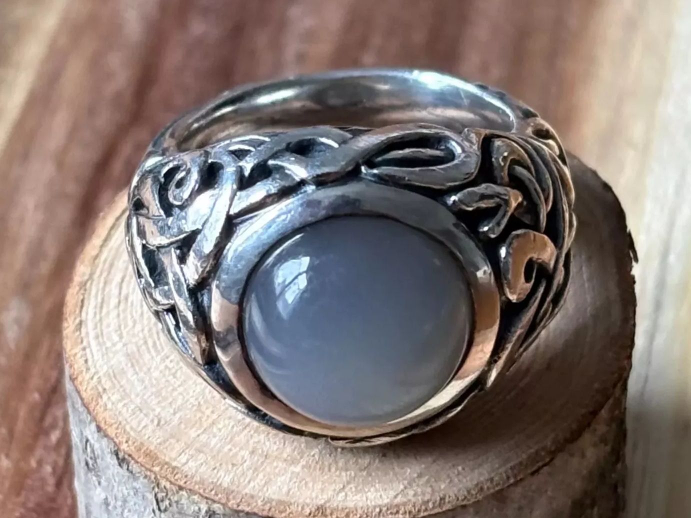 Anelli: Ring mit Mondstein, Silber 925, massiv – Usato da Brugg AG venduto da lau_9rvy