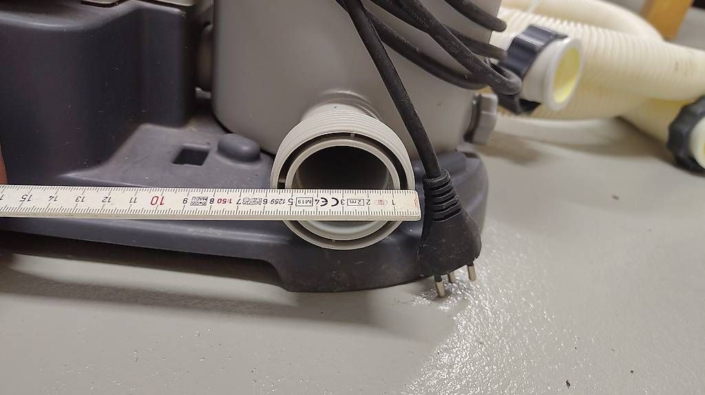 Accessori per Piscine: Gratis Pool Filterpunpe – Usato da Schöftland venduto da Urs_Hunziker 3