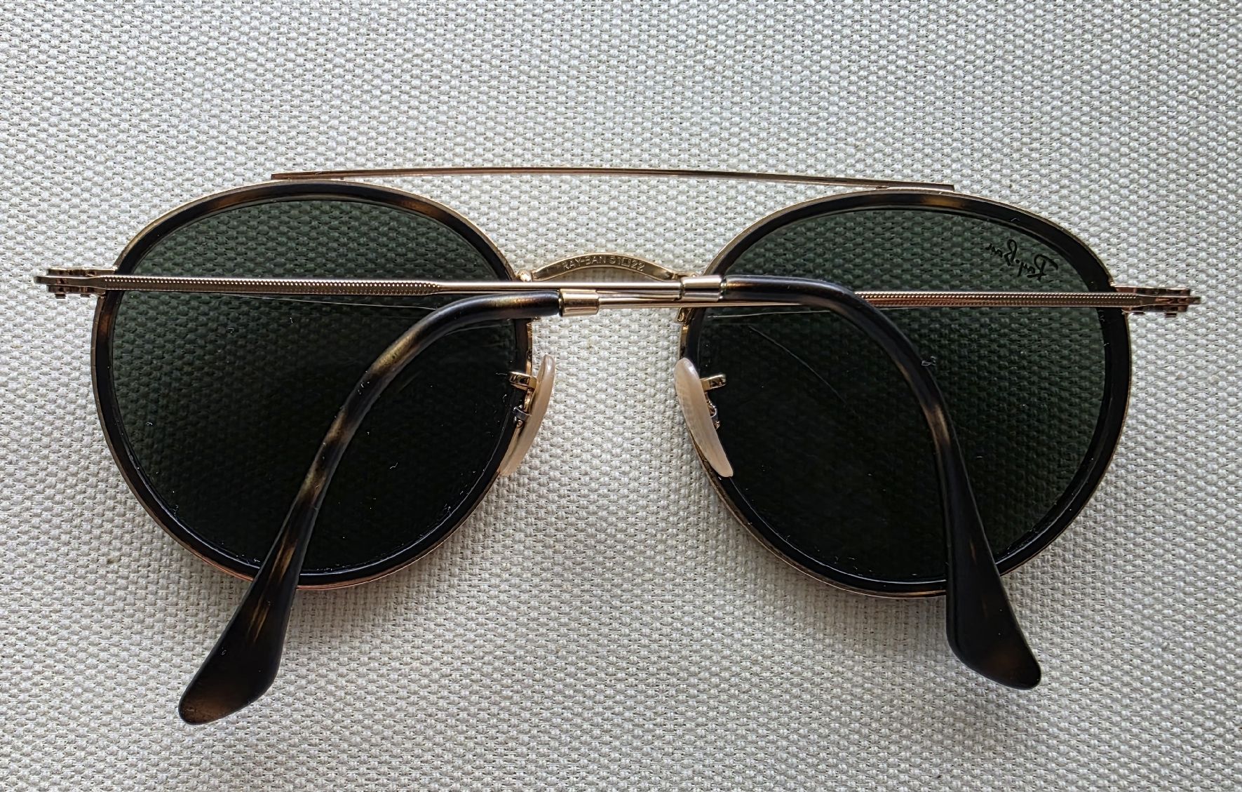 Ray-Ban Lunettes & Verres: Ray-Ban Round Double Bridge | État Excellent – D'occasion à Cortaillod par Amira_Nad 2