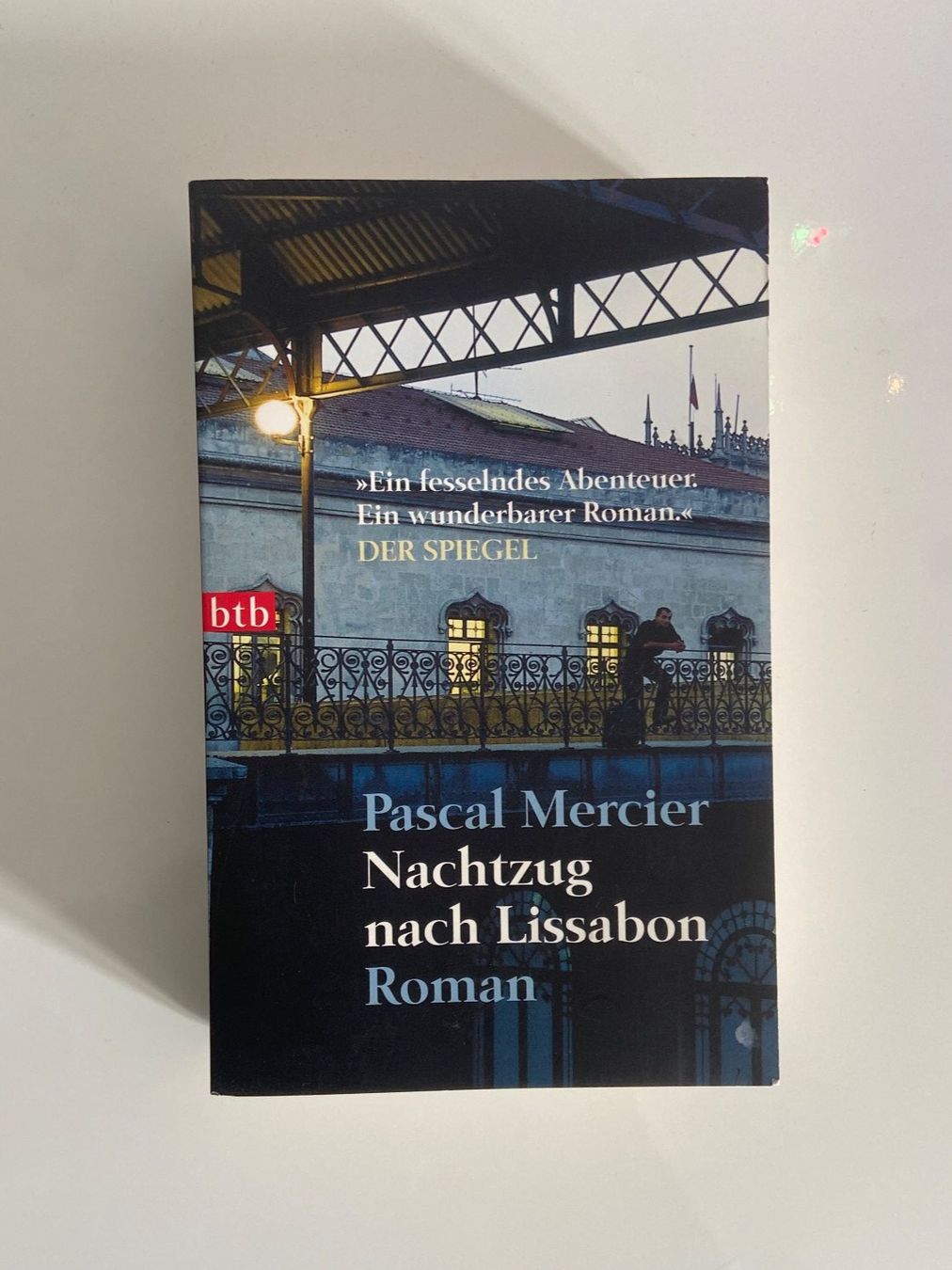 Libri: Pascal Mercier - Nachtzug nach Lissabon – Usato da Zürich venduto da dedasiba