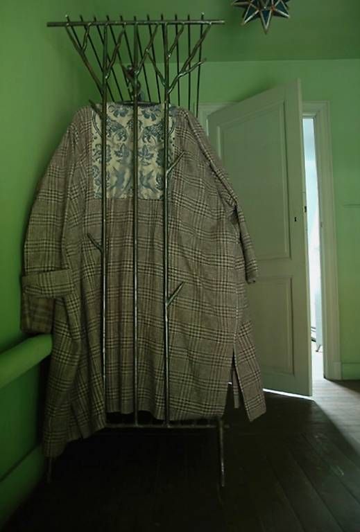 Cappotti: Clothes Rack "Vieille Branche" by Emery – Usato da Zürich venduto da lou_5bpd