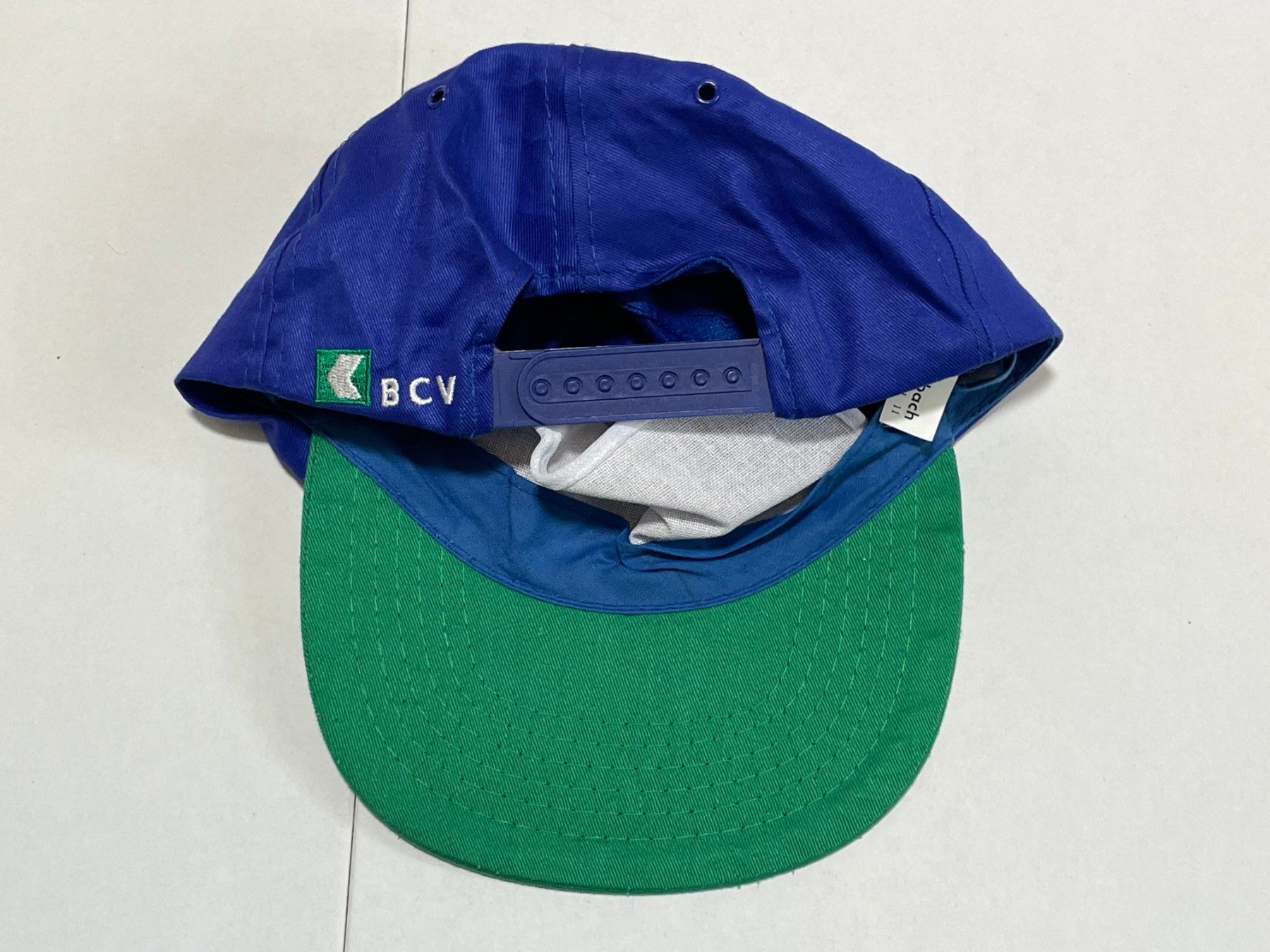 Chapeaux, bonnets & casquettes: Vintage 90s Mütze Junior Club – D'occasion à Zürich par le_souk 4