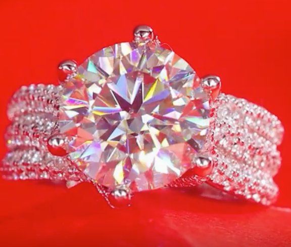Anelli: 5CT Big Moissanite color D ring SIZE 56 – Nuovo e nell'imballaggio originale da Genève venduto da AGBERG 1