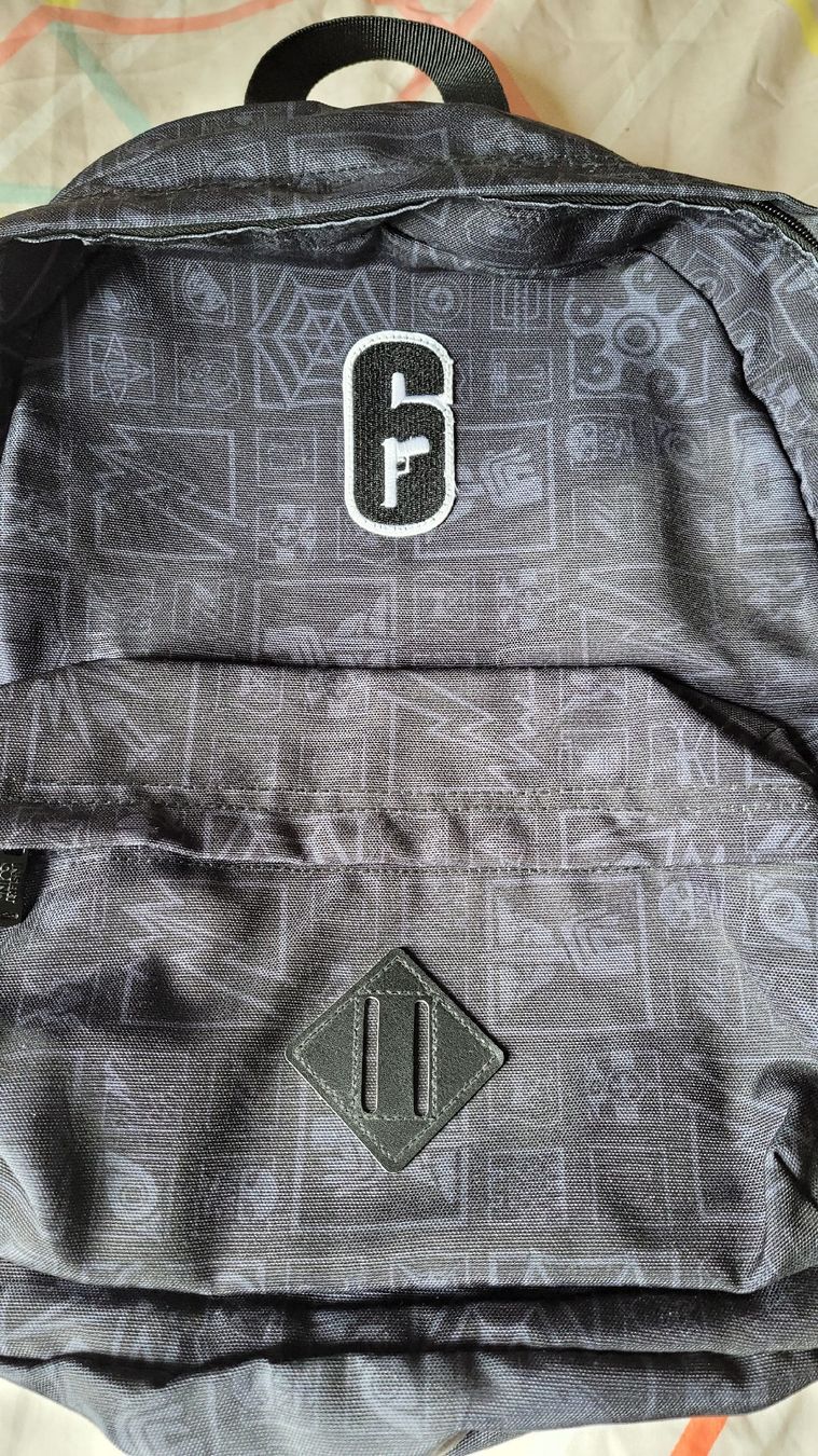 Zaini: Sac à dos Rainbow Six Siege – Nuovo (secondo la descrizione) da Morges venduto da ric_sh6k 1