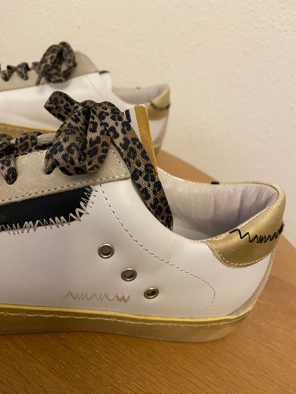 Scarpe da donna: Meline-Sneakers, Gr. 39 – Usato da Märstetten venduto da Elfe111 2