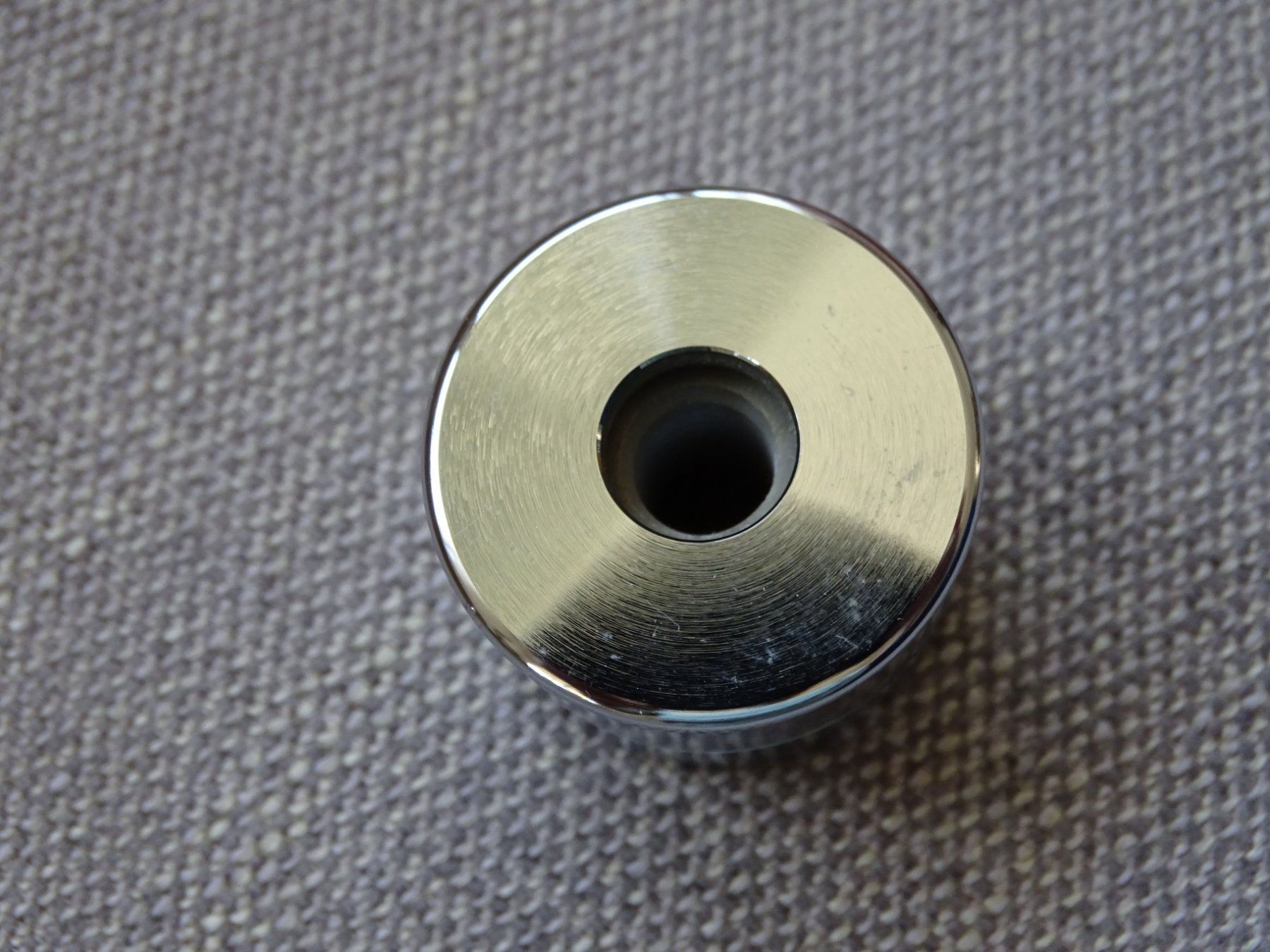 Giradischi: Tonarmgewicht 122g 8mm Gewinde – Usato da Hirzel venduto da Musicman03