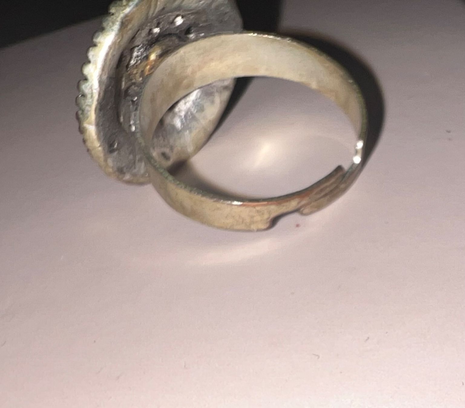 Anelli: • Fingerring / Ring • – Usato da Basel venduto da mendoza13 1