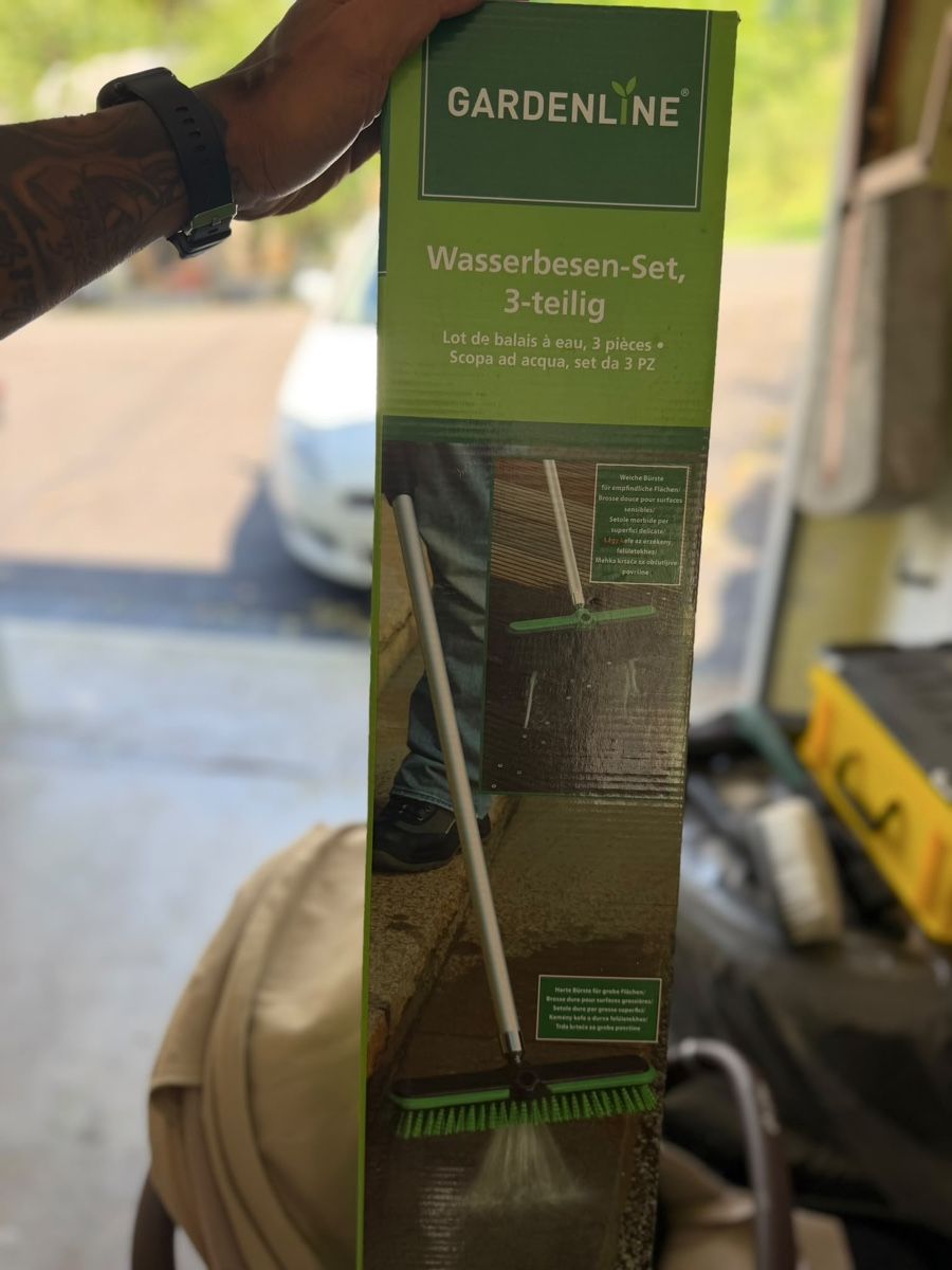 Sonstige Reinigungsgeräte: Wasserbesen-Set 3 teilig – Neu und originalverpackt aus Luzern von zai_7dw2