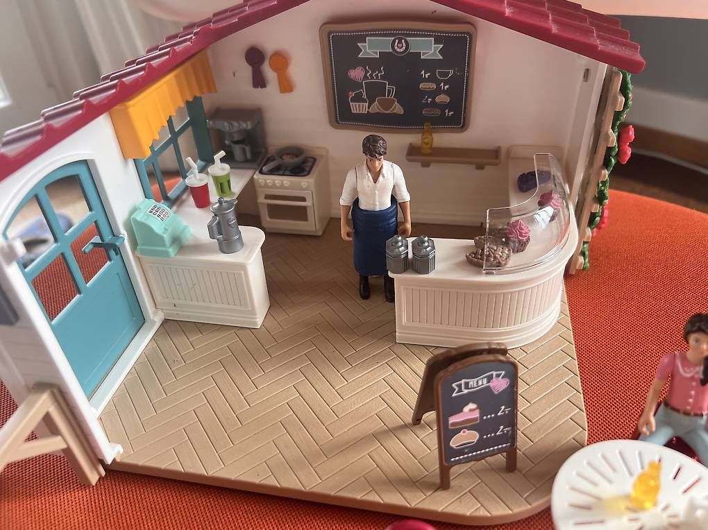 Giocattoli: Schleich Café – Usato da Küsnacht ZH venduto da Silkefranz