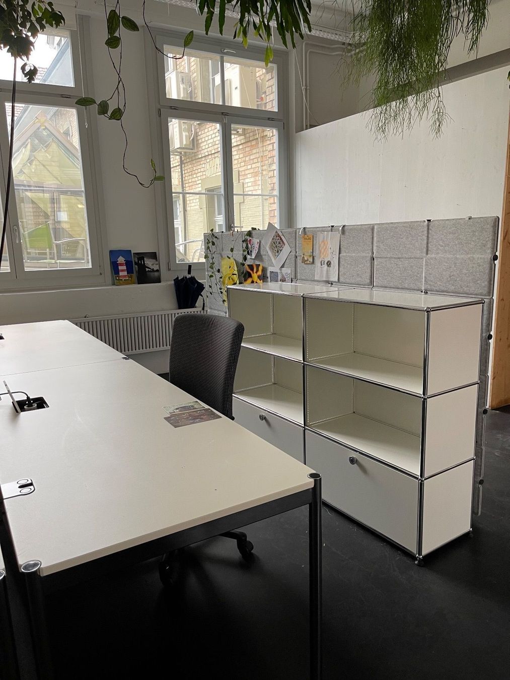 USM Scaffali: Usm Highboard weiss lieferung gratis – Usato da Thun venduto da Thuno6 5