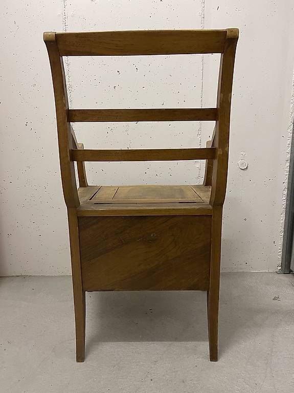 Sedie: Antiker WC Stuhl – Usato da Spreitenbach venduto da R_1691 2