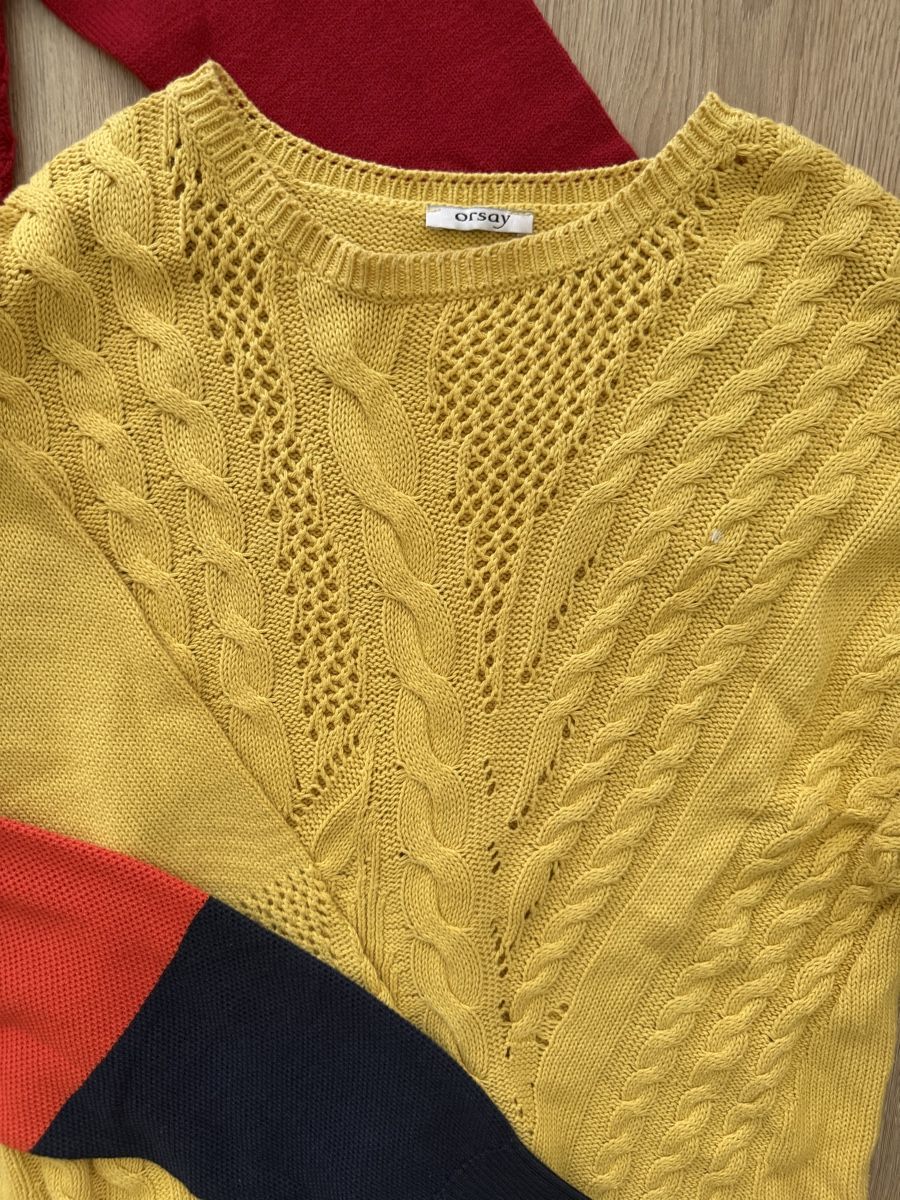 Maglioni & Felpe: Pullover Set: Rot, Gelb Gestreift, Herbst Gr.L – Usato da Füllinsdorf venduto da had_kv5k 1