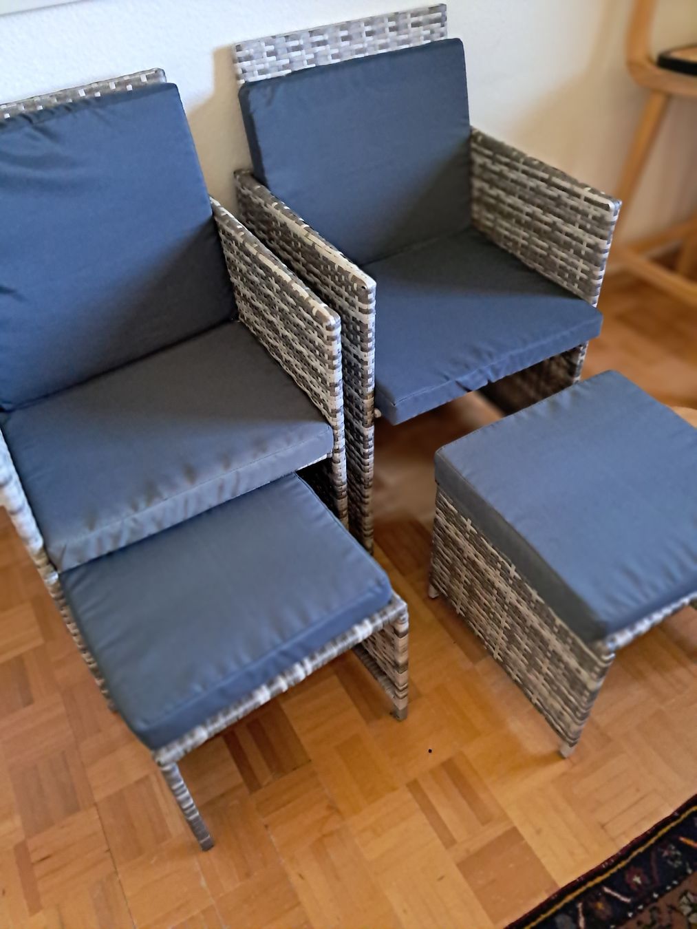 Set di tavolo e panche: Balkonset – Usato da Oberwil b. Zug venduto da jriobo 2