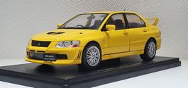 Mitsubishi Lancer Evolution VII 2001-2004 RHD gelb      1:24